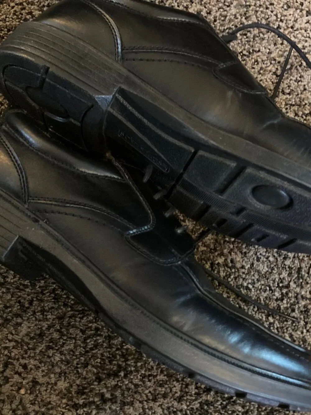 Black dress shoes